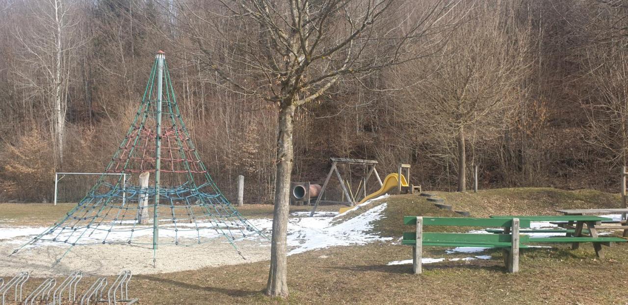 Gartenappartement Leonsberg Бад Ишл Екстериор снимка